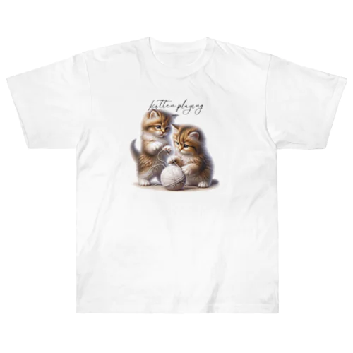 毛糸玉と子猫 ヘビーウェイトTシャツ