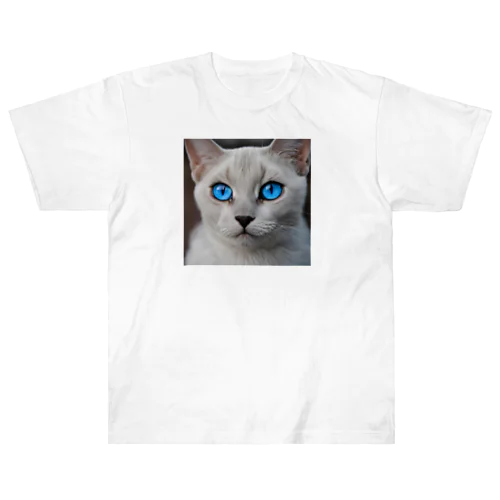 青目の猫 Heavyweight T-Shirt