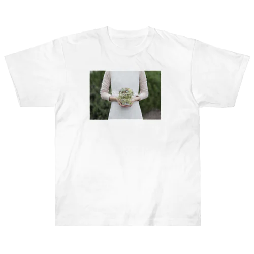 Little bee Garden Heavyweight T-Shirt