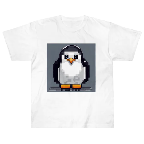 優しい眼差しペンギン Heavyweight T-Shirt