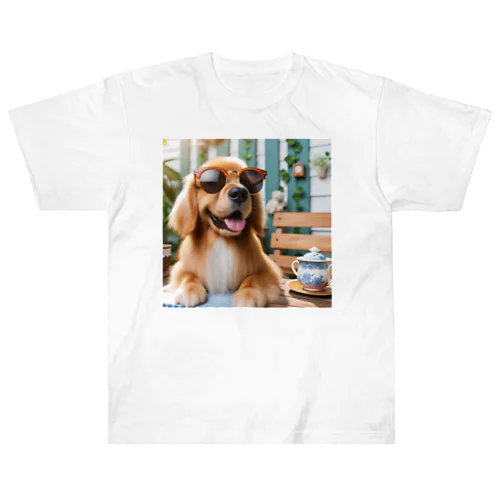 サングラスをかけた、かわいい犬 Marsa 106 ヘビーウェイトTシャツ