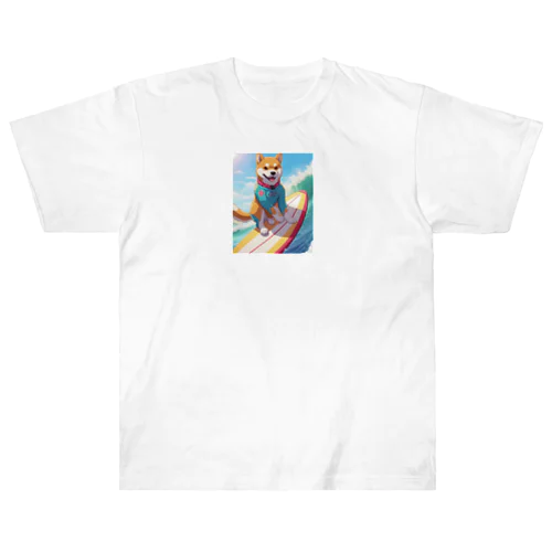 サーフィンする柴犬 Heavyweight T-Shirt