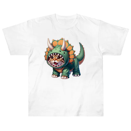 トリケラトプスのフードを被った子猫 Heavyweight T-Shirt