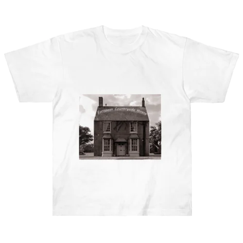 ヨーロッパの古い田舎の家 Heavyweight T-Shirt
