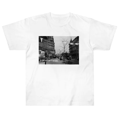 おしゃれな町並み写真デザイン Heavyweight T-Shirt