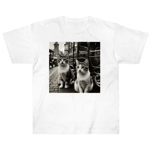 ねこと馬車 ヘビーウェイトTシャツ