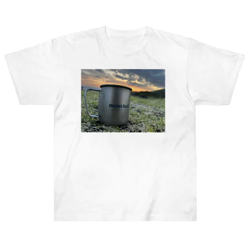 島の夕焼け Heavyweight T-Shirt