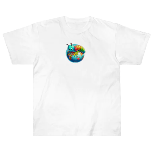 地球儀に乗ってる可愛い芋虫キャラクターです Heavyweight T-Shirt