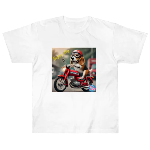 バイクに乗るビーグル ヘビーウェイトTシャツ