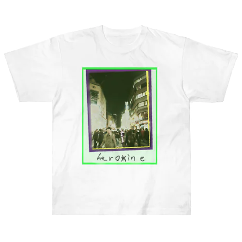 ヒロイン Heavyweight T-Shirt