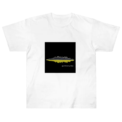 軍艦島「夜」とおでかけ。 Heavyweight T-Shirt