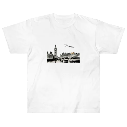 3.ロンドンでスキップ　モモの気ままな世界旅 Heavyweight T-Shirt