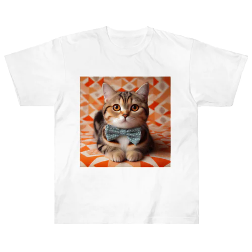 お洒落な猫ちゃん（蝶ネクタイシリーズ02） Heavyweight T-Shirt
