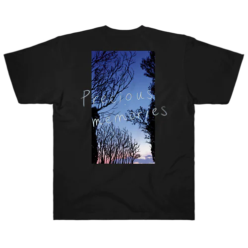 Precious memories Heavyweight T-Shirt