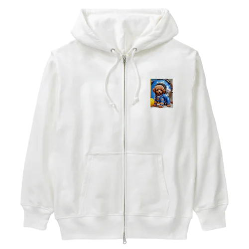 宙飛行士のような姿で登場!! Heavyweight Zip Hoodie