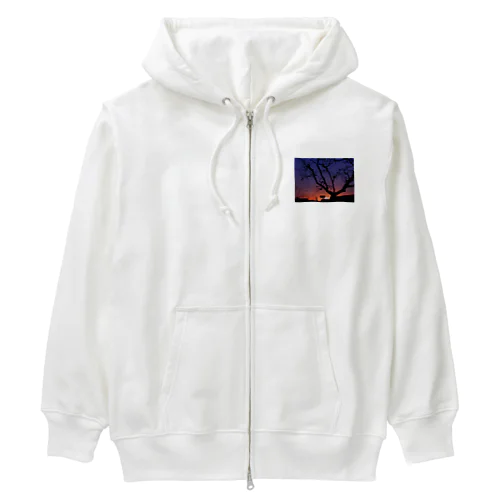 夕焼けと柿の木のトワイライト Heavyweight Zip Hoodie