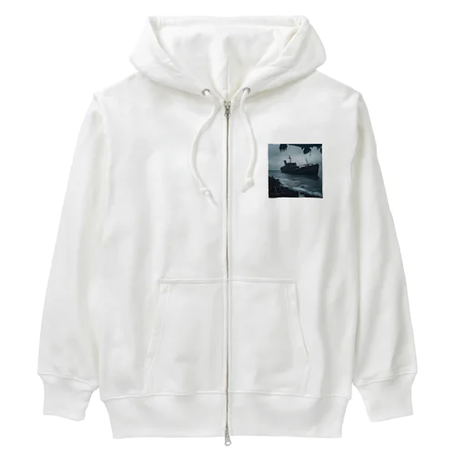 暗黒の海に浮かぶ腐敗した船の墓場 Heavyweight Zip Hoodie