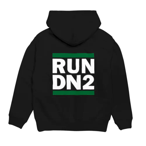 RUNDN2 TXWH パーカー