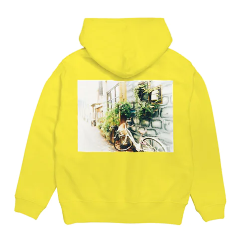 白い自転車とお花屋さん Hoodie