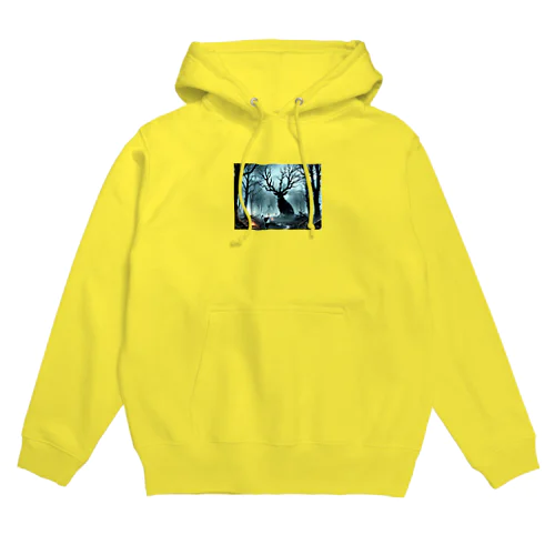 巨大な変な鹿？角が木⁉ Hoodie