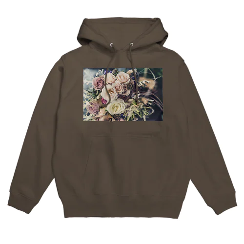 薔薇の花束を。 Hoodie