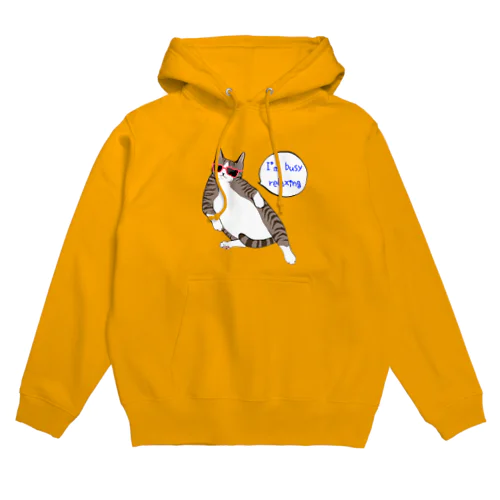 はちわれ猫　のんびりするのに忙しい Hoodie