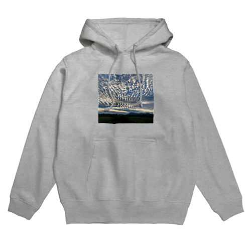 雲に占領された青空 Hoodie