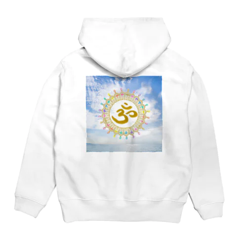 キラキラの青空と海に。OM(オーム)と曼荼羅 Hoodie