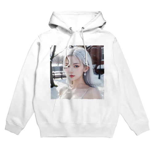 日本の冬・山奥に住む女性 Hoodie