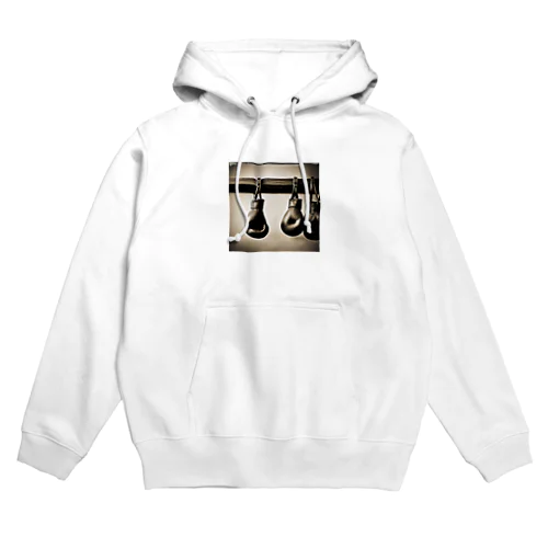 吊るされたグローブ Hoodie