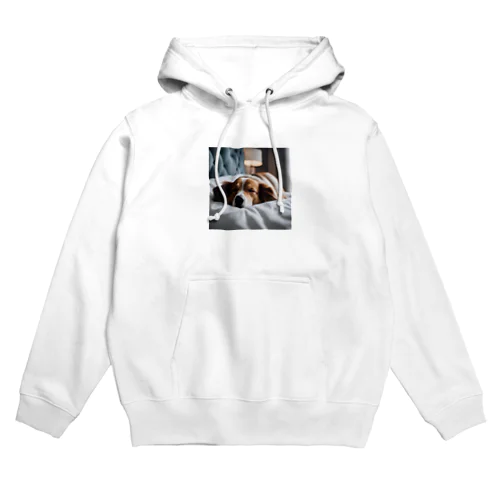 寝てる犬 Hoodie