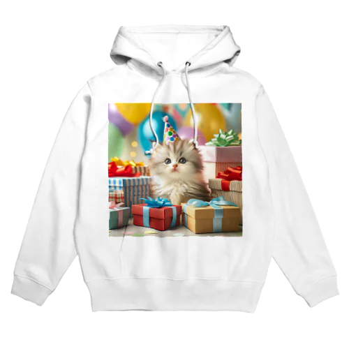 フワフワの子猫が可愛くプレゼント Hoodie