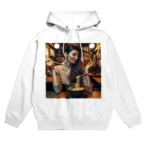 髪を気にしながらラーメンを食べる女性 Hoodie