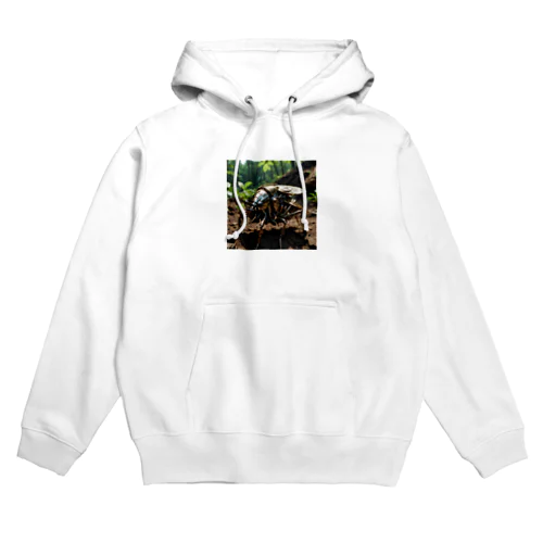 ロボ蝉幼虫 Hoodie