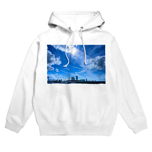 青空と雲の掛け合い Hoodie