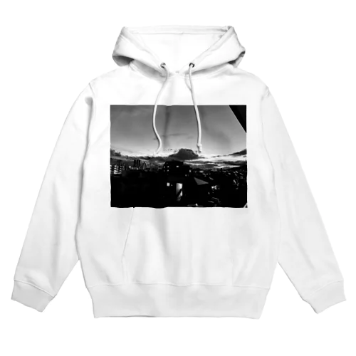 ベランダ白黒 Hoodie