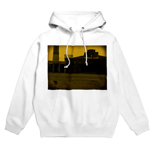 ポーランドの博物館とイヌ Hoodie