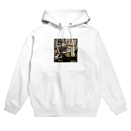 タバコの自販機前2 Hoodie