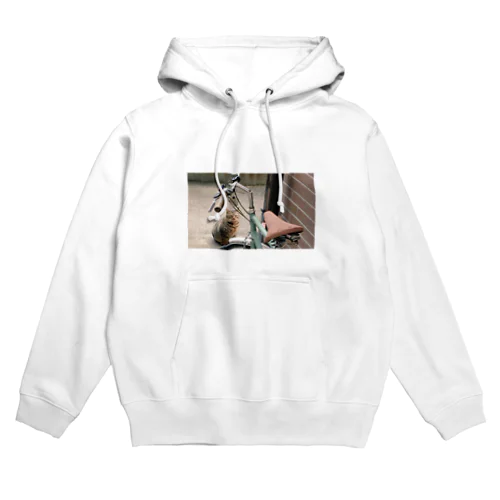 遊びにきたネコちゃん Hoodie