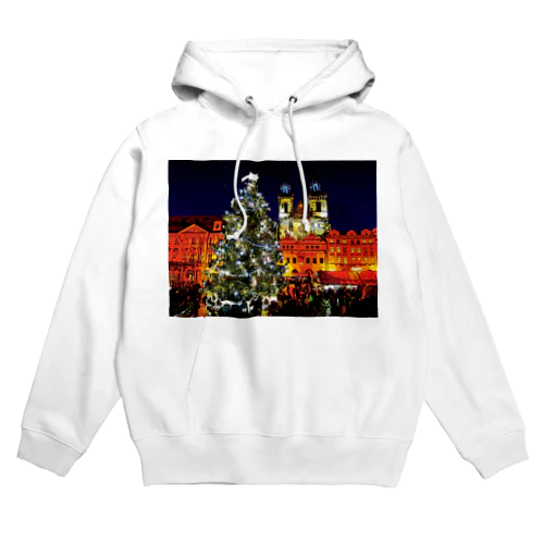 プラハ 夜のクリスマスツリーとティーン教会 Hoodie