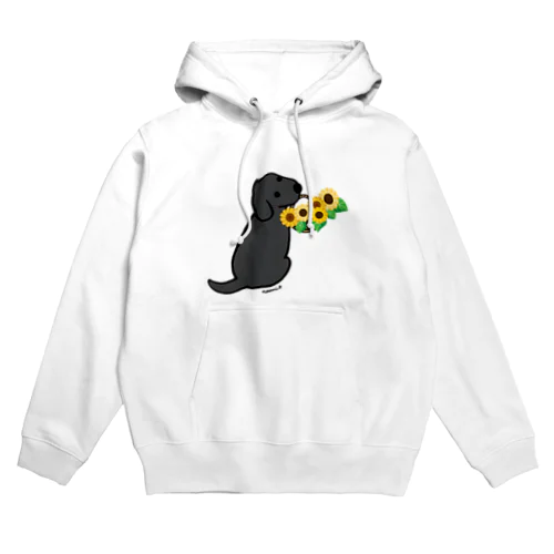 振り向くブラックラブラドールとひまわり Hoodie