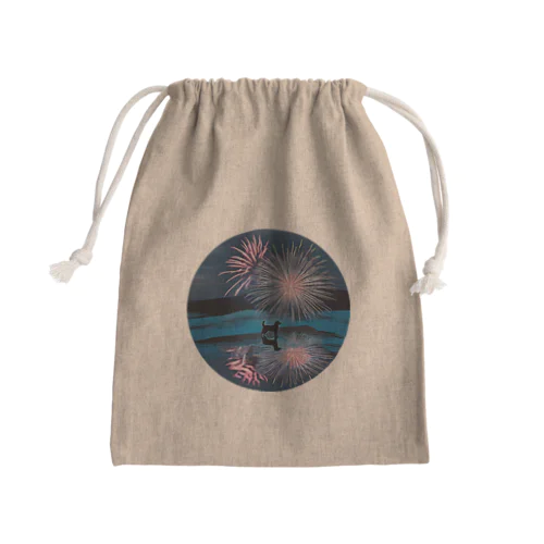 犬だって花火鑑賞する Mini Drawstring Bag