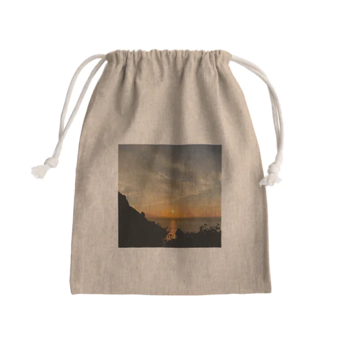 夏を感じられる風景 夕方の海 Mini Drawstring Bag