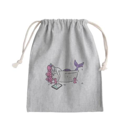 浴室でタブレットを使う人魚【ピンク】 Mini Drawstring Bag