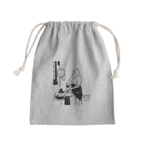 牛乳を注ぐ女 Mini Drawstring Bag