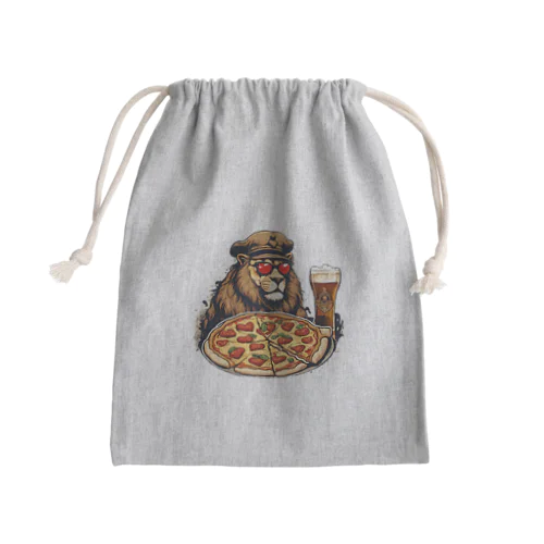 軍曹ライオンが愛するビールとピザ Mini Drawstring Bag