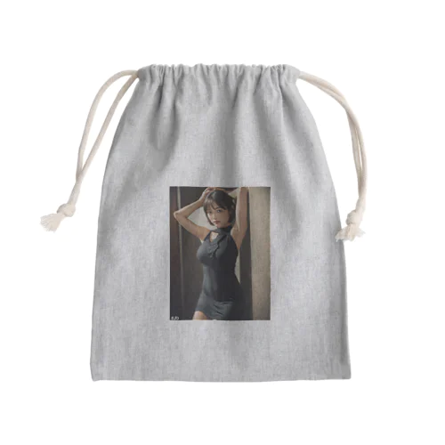 高橋 真由美 Mini Drawstring Bag