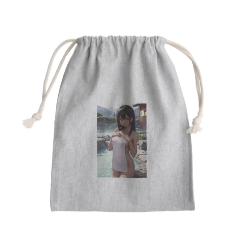 褐色の女の子が贅沢な温泉でまったりと過ごしています。 Mini Drawstring Bag