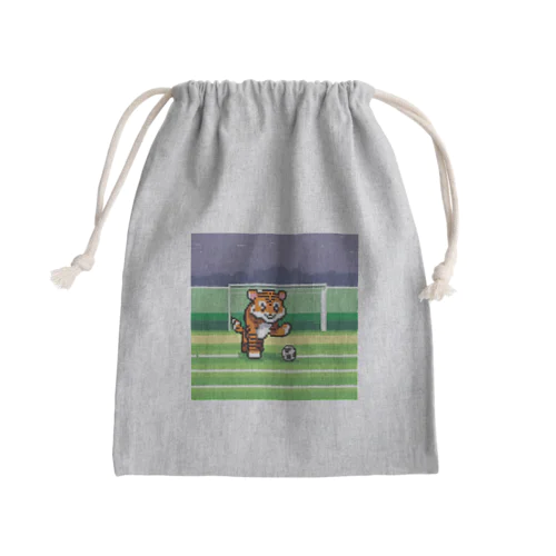 サッカーをしているトラ Mini Drawstring Bag