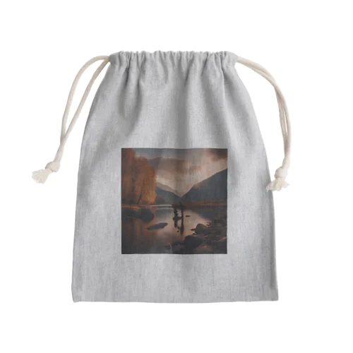 釣りをする親子 Mini Drawstring Bag